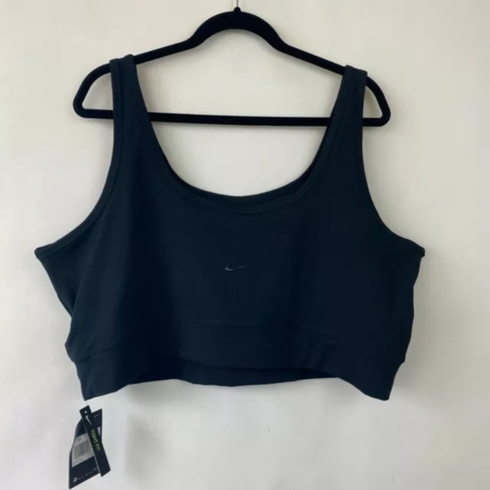 Nike Cropped Training Tank w/Sports Bra black ribbed NWT!!